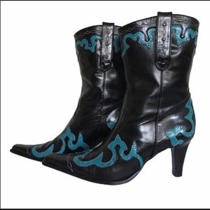 EUC Antonio Melani black&turquoise boots 8.5